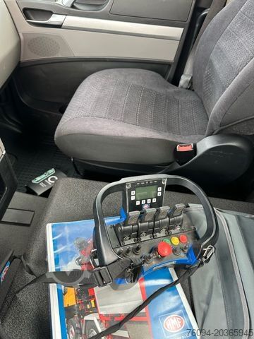 Pick-up van MAN TGL 8.220 Pritsche Kran 12m FUNK AHK