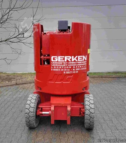 Articulated boom lift JLG E300AJP