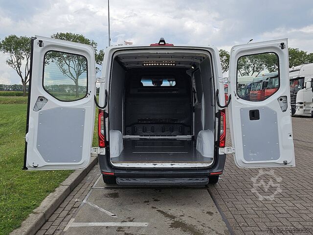 High-roof van MERCEDES-BENZ SPRINTER 314 L1H1 Mbux10 LED Eur6