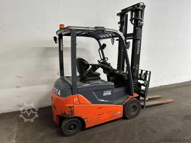 Elektro 4 Rad-Stapler Toyota 8FBMKT25