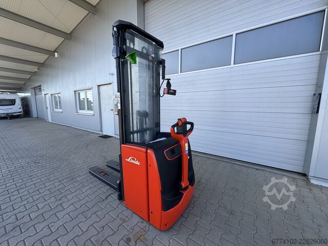 Pallet Stackers Linde L16i--EK + Ladegerät