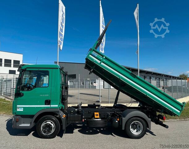 Three-way tipper van MAN TGL8.220Meiller/3-Sitze/NL2,9To/2xAHK/72 tkm/Top