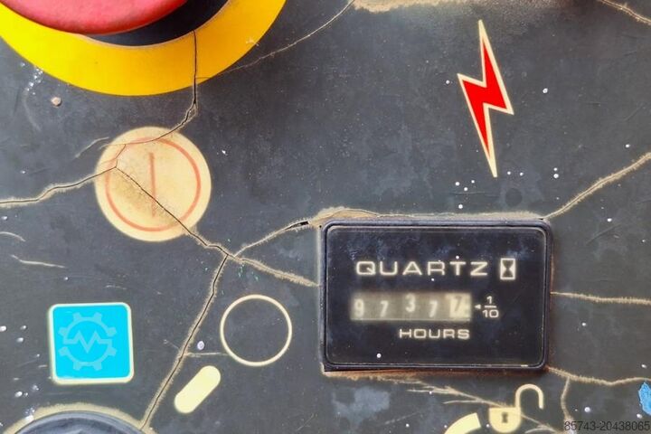 Gelenkteleskoparbeitsbühne JLG 1350SJP Diesel, 4x4x4 Drive 43.3m Working Height,