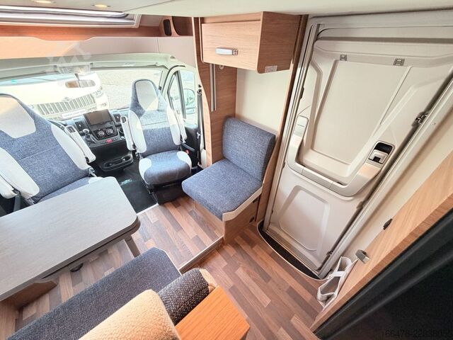 Teilintegriertes Wohnmobil WEINSBERG CaraSuite 700 ME Einzelbetten-Hubbett-Automatik