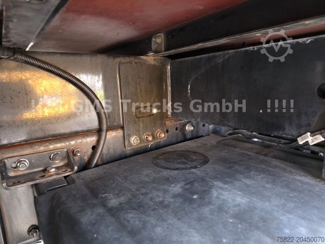 Flatbed truck with tarp MAN TGS / NUR149km / 31m Palfinger Kran PK 34002+Jib