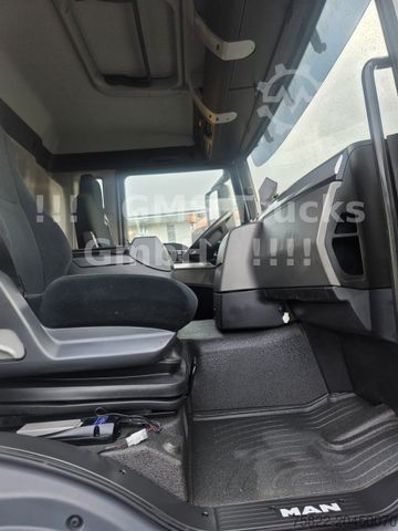 Flatbed truck with tarp MAN TGS / NUR149km / 31m Palfinger Kran PK 34002+Jib