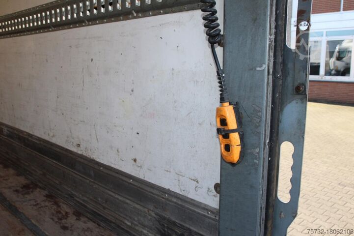 Box truck Renault D 280E6 Wide Koffer LBW nur 268Tkm!