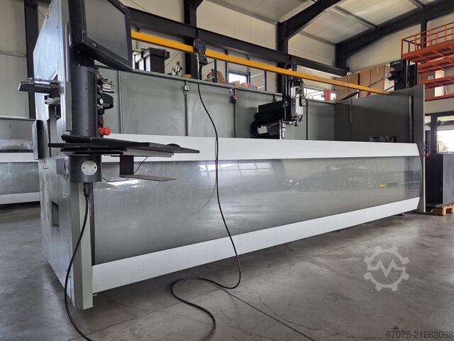 Bearbeitungszentrum Emmegi Phantomatic T3a