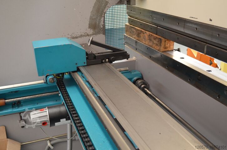 Press brake Beyeler PR4