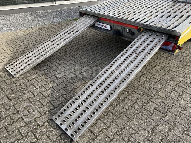 Car carrier truck MAN TGM 18.320 Autotransport/Doppelstockaufbau+ Bett