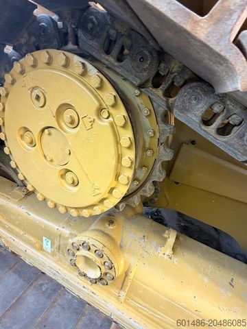 Straßenwalze CATERPILLAR D5 LGP GPS D3 Baujahr 2023