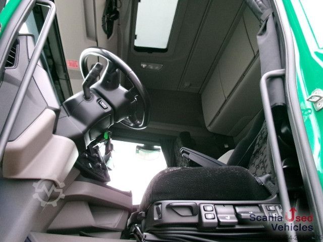 Volumen SZM Scania R 450 A4x2EB 2 Tanks Standklima TOP!!!