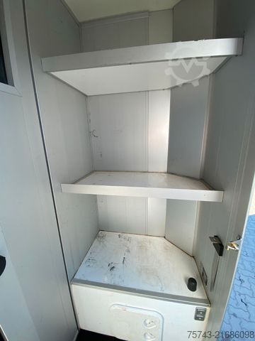 Viehtransporter RENAULT Master Roelofsen 3 Sitzer