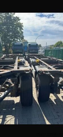 Anhänger-Wechselpritsche KRONE 27CF2 Achsen 3 auf Wunsch Brücke