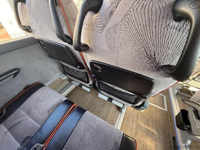 Motor coach VOLVO 9700 55-Sitze, 12.3 m, TOP