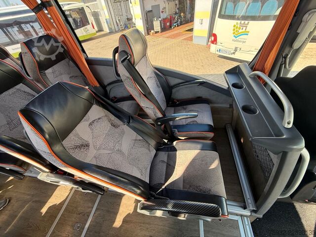 Motor coach VOLVO 9700 55-Sitze, 12.3 m, TOP