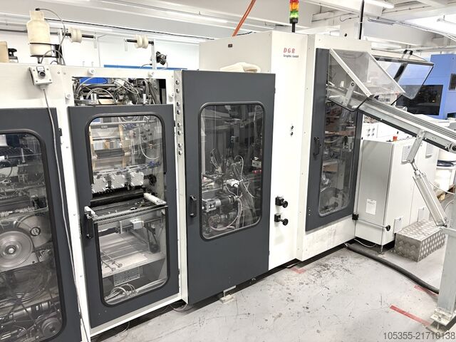 Casing-in line for short-run hard cover DGR RHLE 30 Book Line