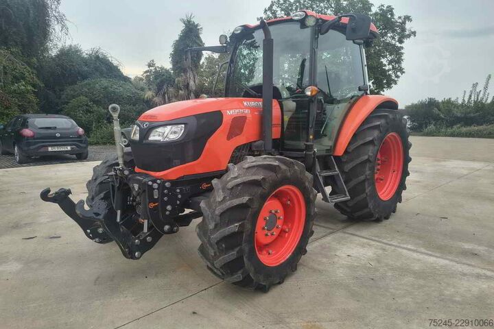 Tractor Kubota M9960 4RM