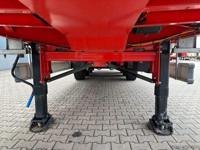 Platform trailer Kässbohrer LOWBED new and unused Heavy-Duty flatbed / 690c...