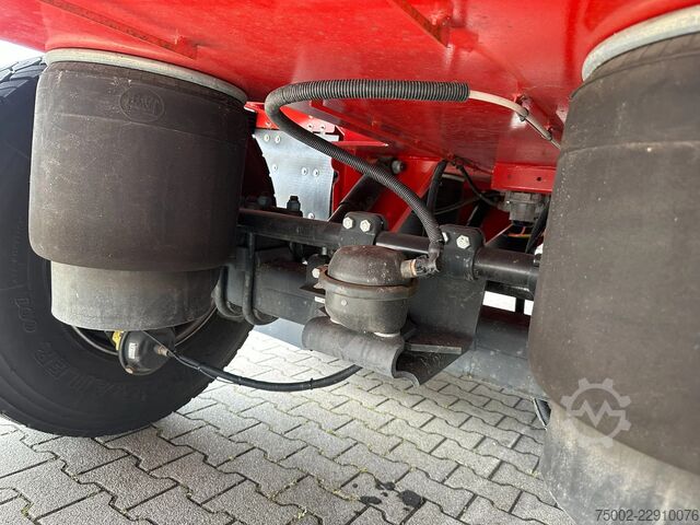 Platform trailer Kässbohrer LOWBED new and unused Heavy-Duty flatbed / 690c...