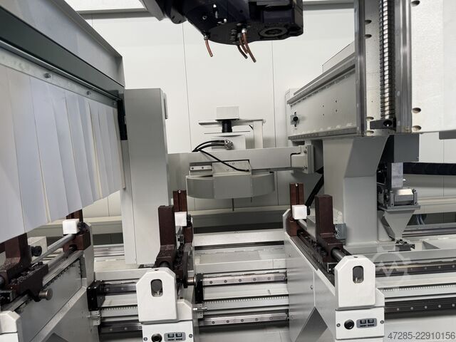 CNC-Zentrum für Aluminiumrahmenprofile Fom Industrie FMC 475