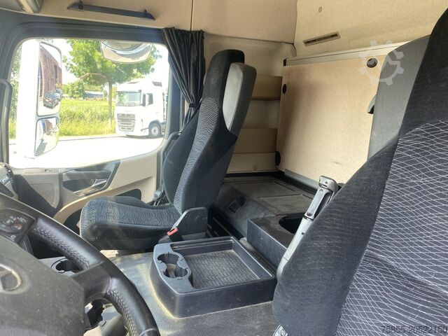 Standard tractor Mercedes-Benz Actros 1830 395.000 KM / Euro 6 / Automatic