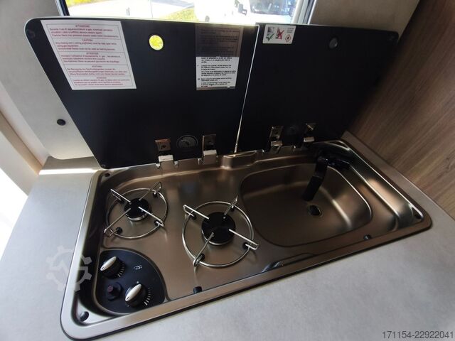 Alkoven Wohnmobil CARADO A 364 Makise, Navi, Lithium,6 Personen Zulassung