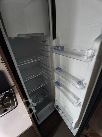 Alkoven Wohnmobil CARADO A 364 Makise, Navi, Lithium,6 Personen Zulassung