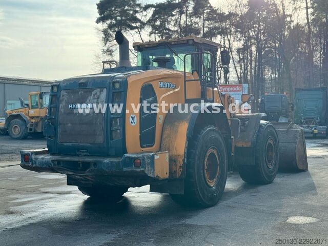 Wheel loader HYUNDAI HL 970 XT  Radlader Klima Zentralschmieranlage