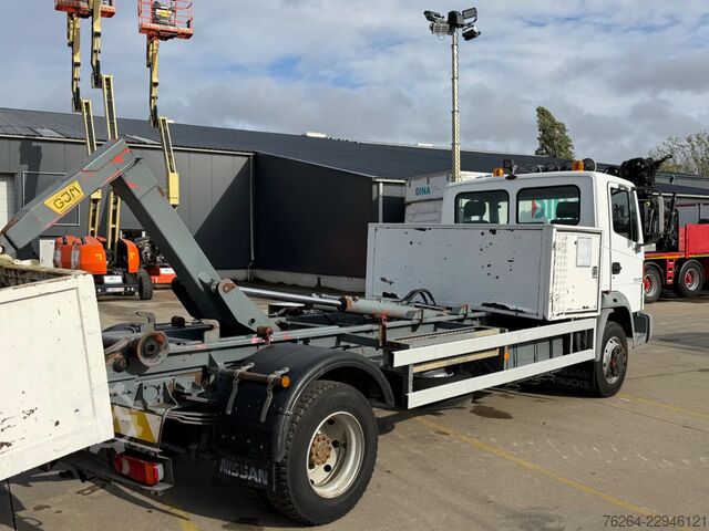 Hakenarmsystem Nissan Atleon 210 12t HAAKSYSTEEM