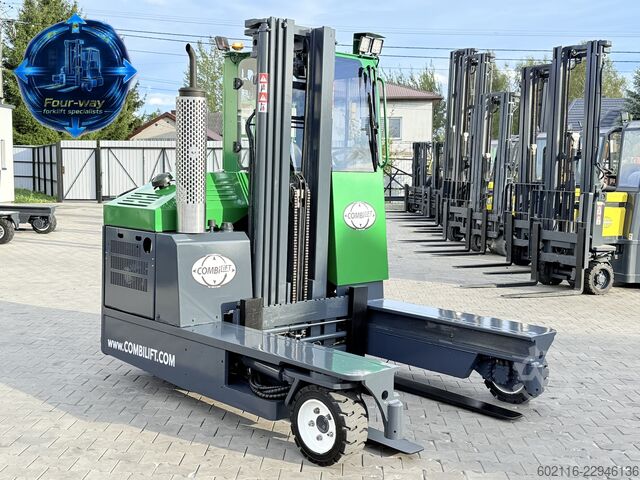 Vierwegestapler Combilift C3000 GAS TRIPLEX 5600 FREE LIFT