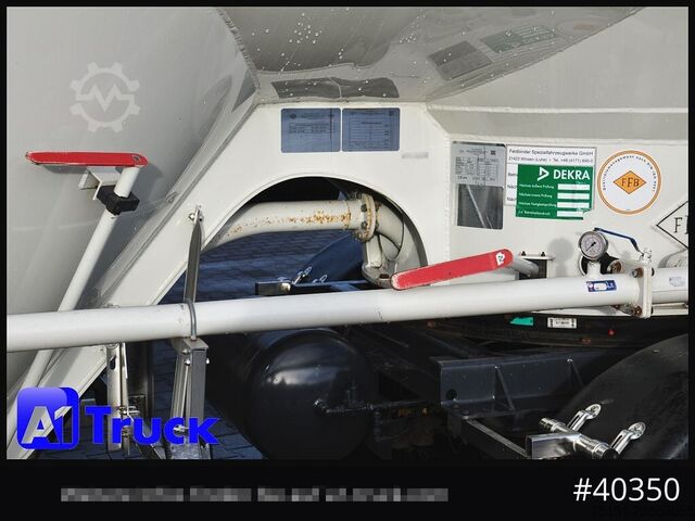 Silo trailer FELDBINDER Silo, Futtermittel, 32m³, 4 Kammern,