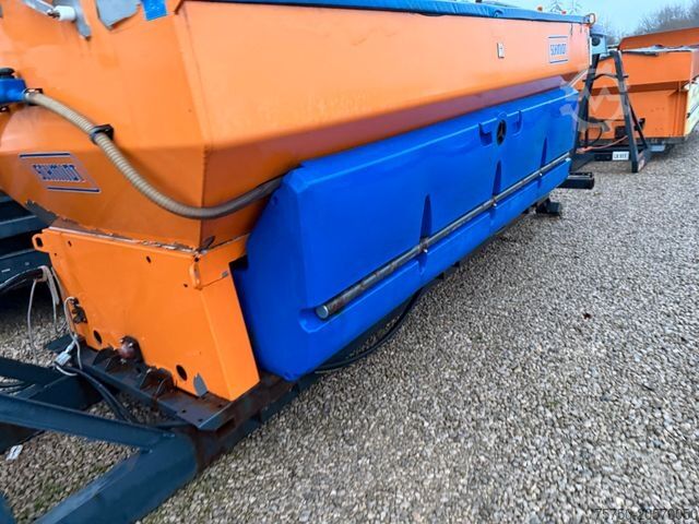 Abrollkipper SCHMIDT Edelstahl Salzstreuer S80-42 8 cbm Winterdienst