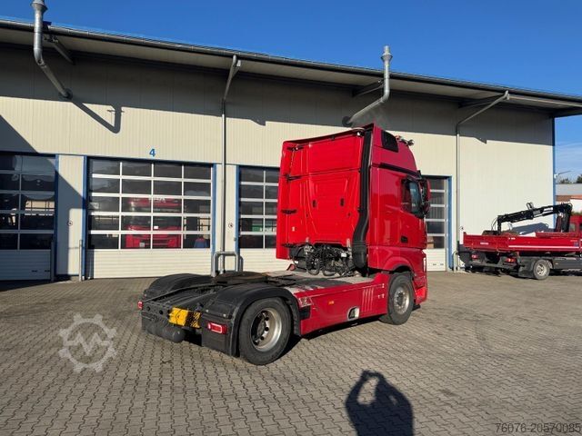 Standard tractor unit MERCEDES-BENZ MB 1863 LS Gigaspace Solostar Nebenantrieb