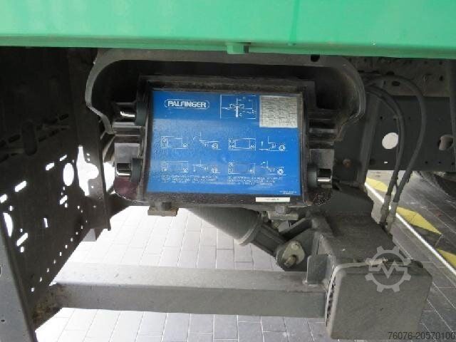 LKW mit Kofferaufbau MERCEDES-BENZ Atego 1524 L 7.2 m Koffer LBW2t Seitentür Kamera