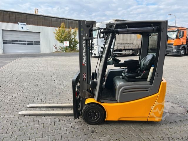 Front loader forklift JUNGHEINRICH EFG 215 / Triplex: 4.25m! / SS / 1.573h / 2024