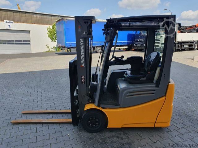 Front loader forklift JUNGHEINRICH EFG 215 / Triplex: 4.25m! / SS / nur 3.488h!