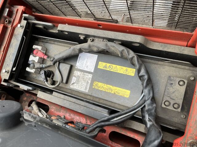 Pedestrian Stacker Linde L16