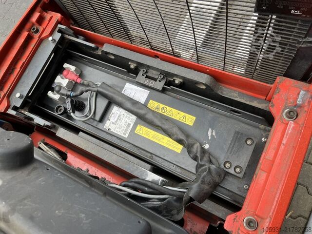 Pedestrian Stacker Linde L16