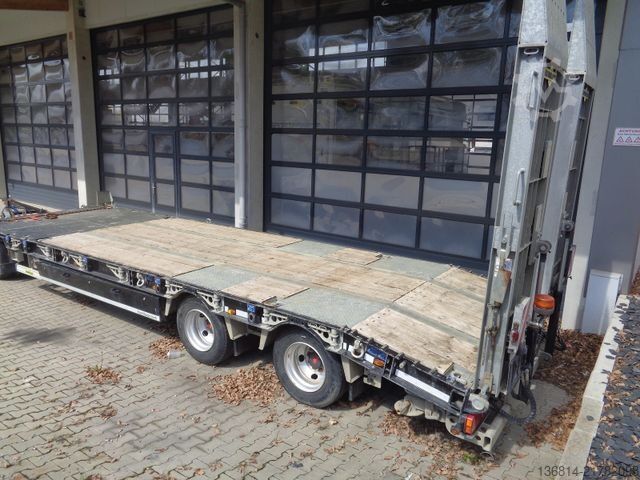 Low loader trailer HUMBAUR HTD 30 Drehschemel hydr. Rampen Verzinkt