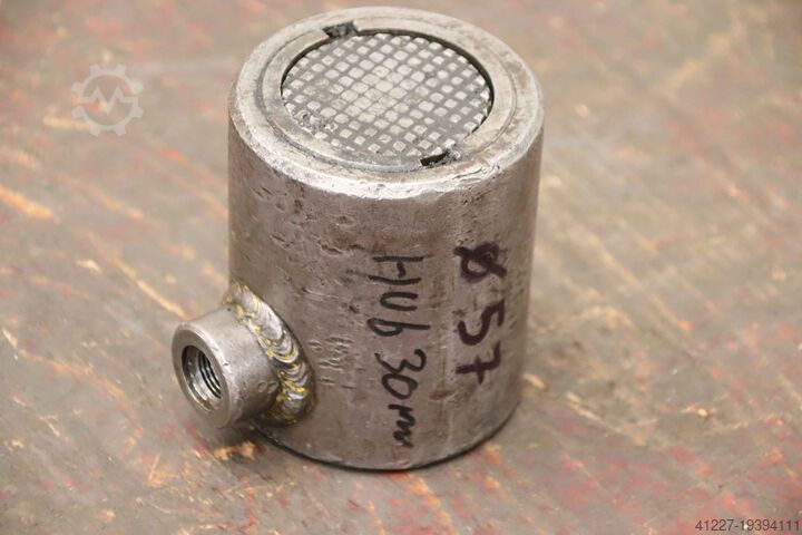 Kurzhub-Schwerlastzylinder unbekannt Hub 30 mm