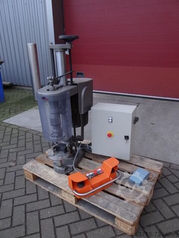 Schraubdeckelverschluss halbautomatisch Zalkin TM-3