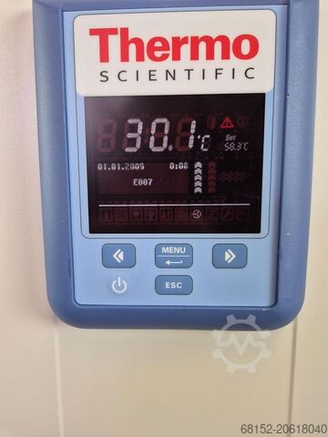 Thermo Scientific Heratherm IMH400-S Incubator Thermo Scientific Heratherm IMH400-S