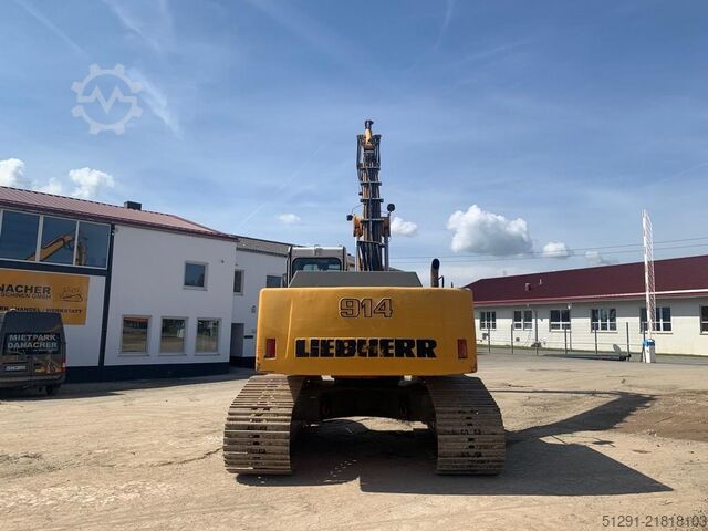 Long reach excavator Liebherr R914 HDSL long reach