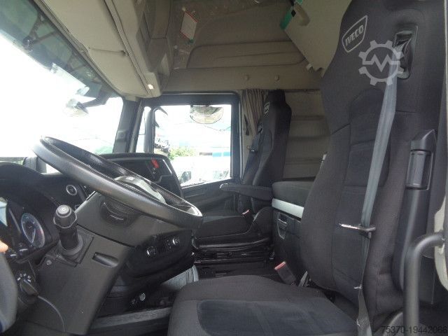 Standard tractor unit IVECO S-WAY AS440S48T/P ADR