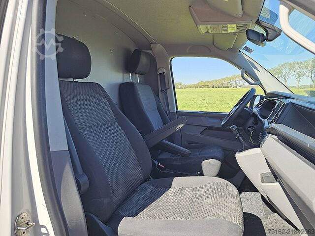 High-roof van VOLKSWAGEN TRANSPORTER 2.0 TDI 110 L2H1