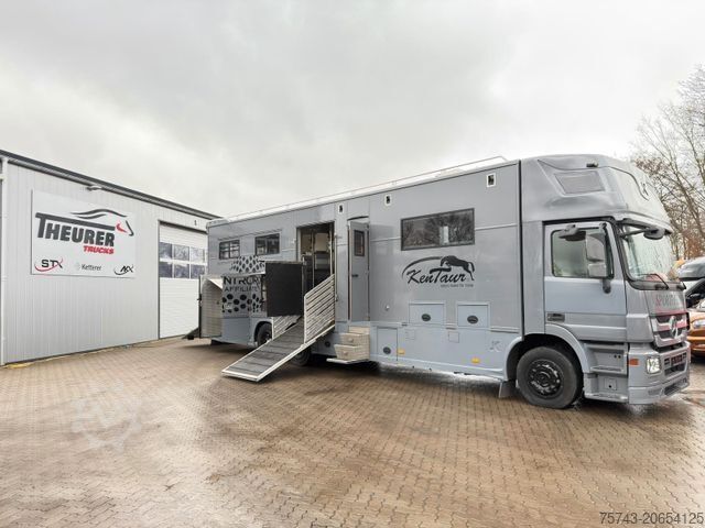 Cattle truck MERCEDES-BENZ Actros 2635   6 Pferde  Pop-Out