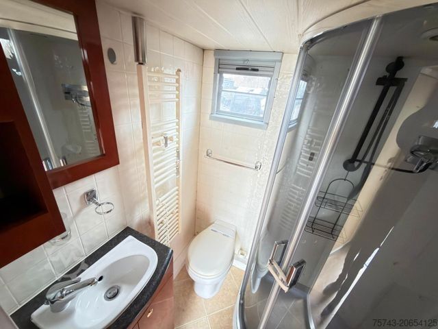 Cattle truck MERCEDES-BENZ Actros 2635   6 Pferde  Pop-Out