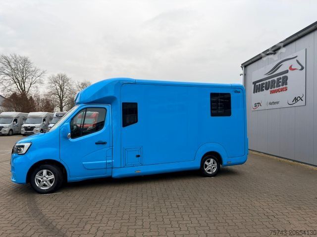 Livestock transporter RENAULT Master STX Haras 5 Sitzer