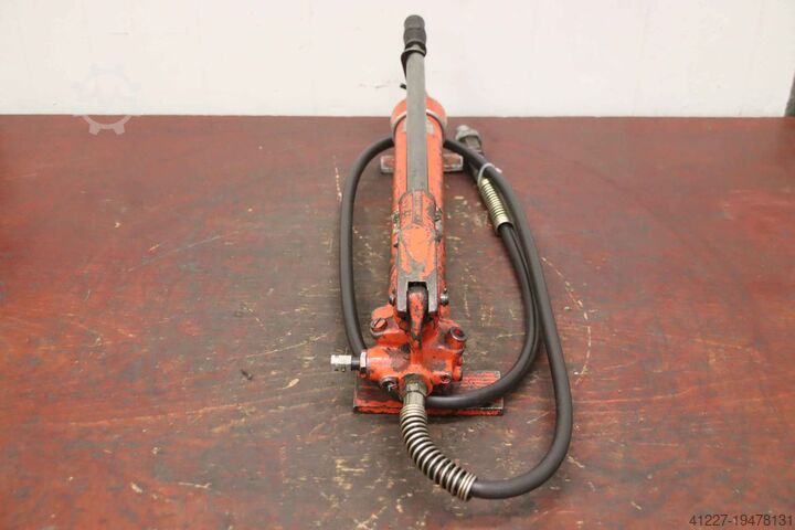 Handhydraulikpumpe  700 Bar Yale HPS-1.7